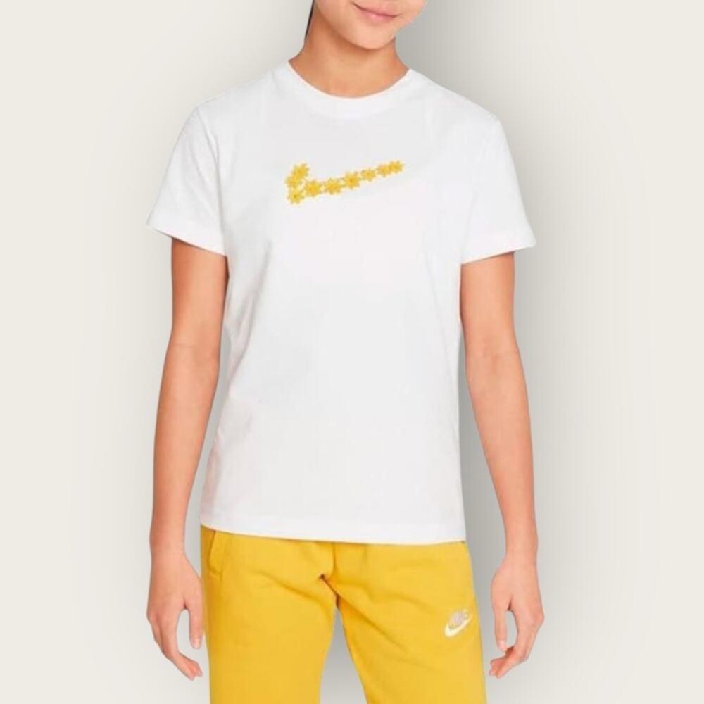 NWT | Nike | Loose Fit T-Shirt with Floral Swoosh | White | Girls XS